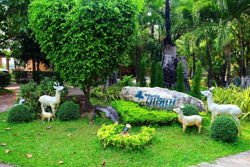 Big Tree Resort - Genel
