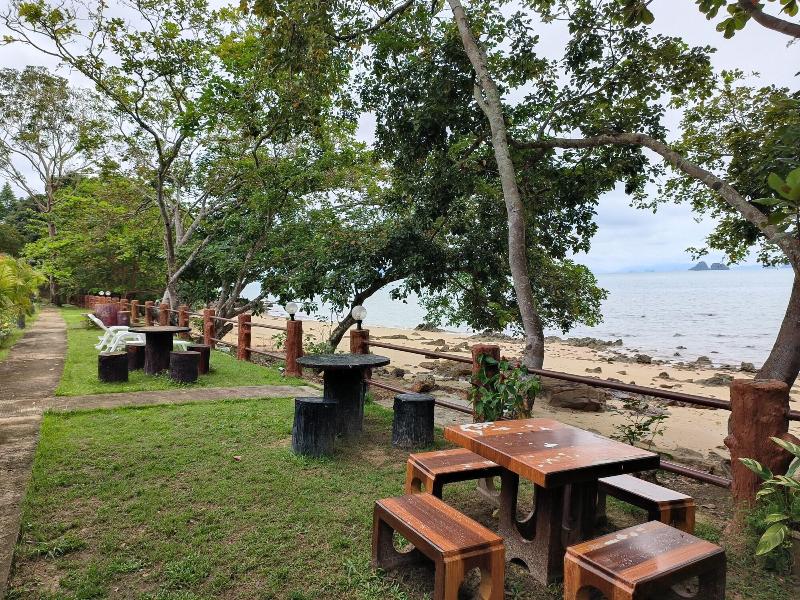 Sunrise Beach Koh Yao Resort - Plaj