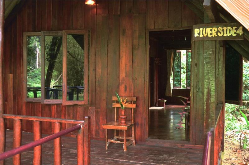 Khao Sok Riverside Cottage - Genel