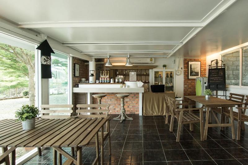 The Natural Garden - Khao Soi Dao - - Bar