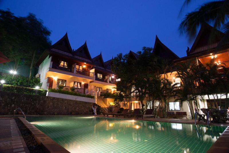 Kata Interhouse Resort - Havuz