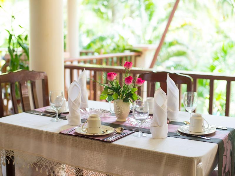 Kata Interhouse Resort - Restoran