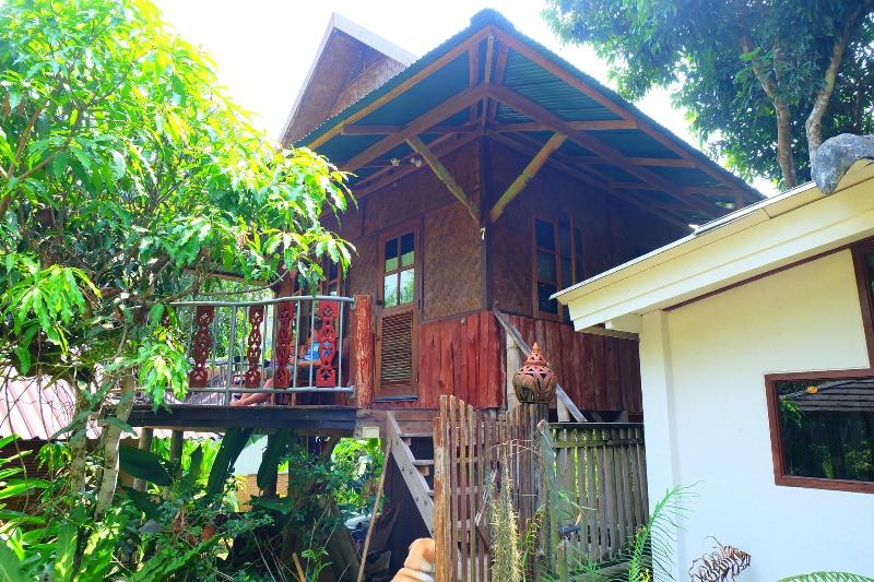 Malee's Nature Lovers Bungalows (Mini Resort) - Oda