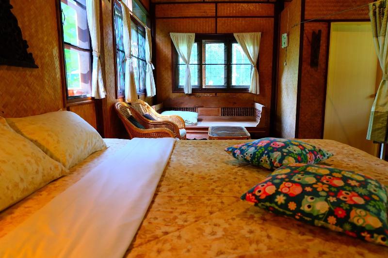 Malee's Nature Lovers Bungalows (Mini Resort) - Oda