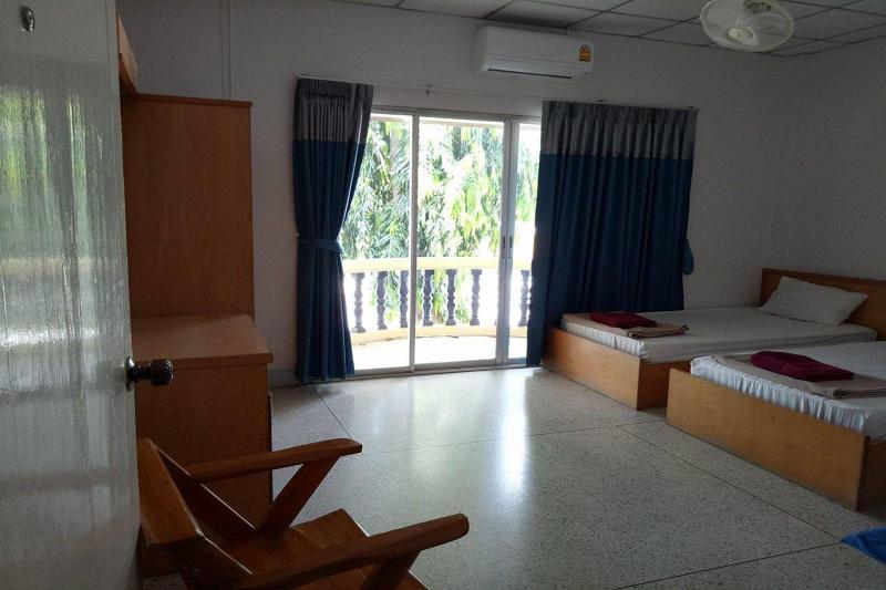 Bang Saphan Resort Hotel - Oda