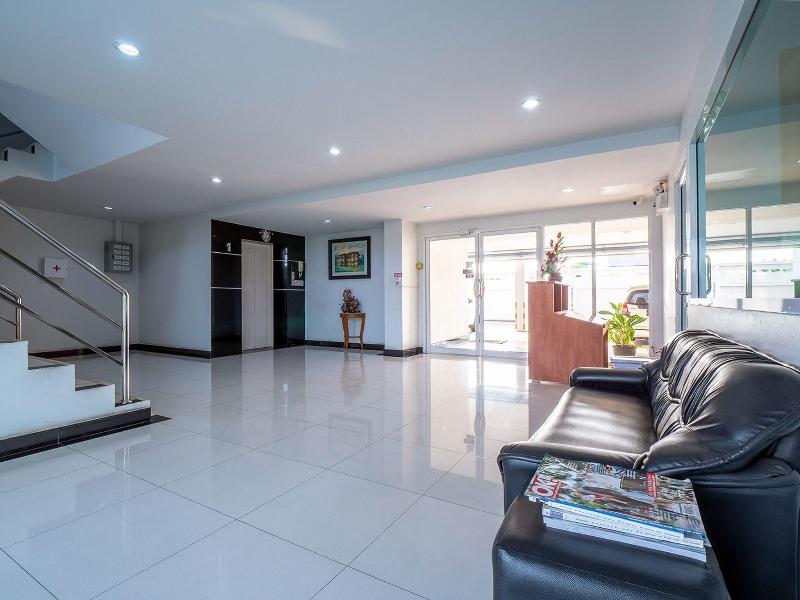 Taweesuk Residence - Lobi