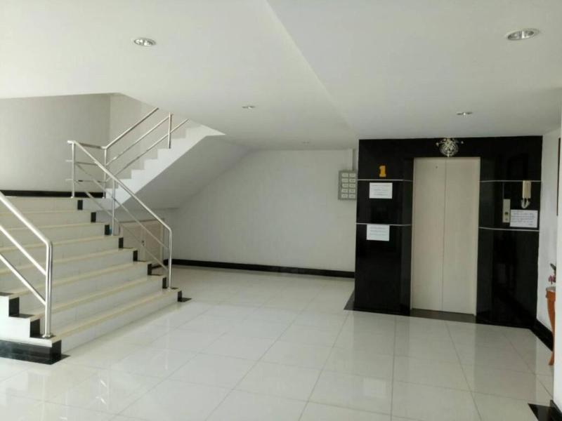 Taweesuk Residence - Lobi