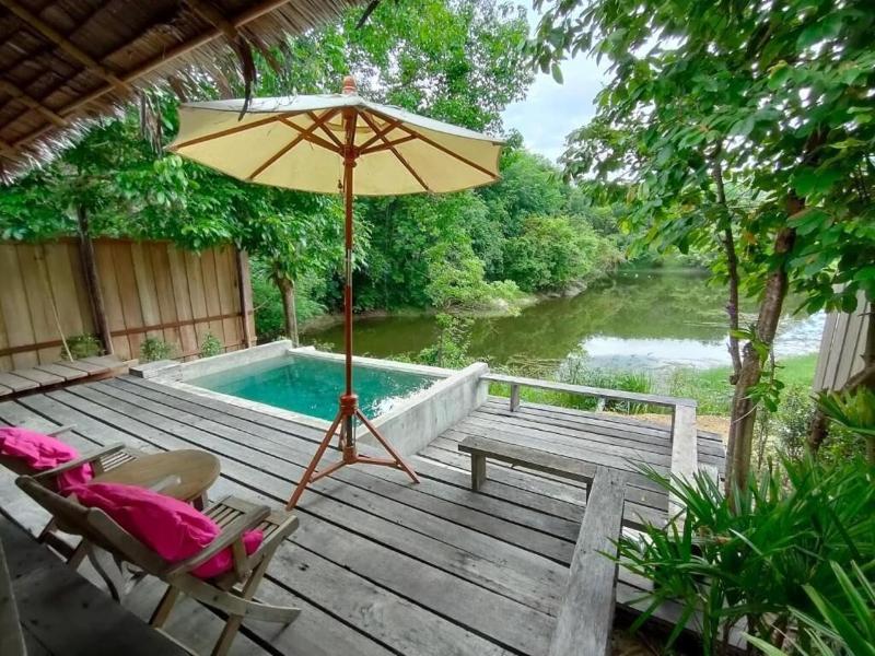 Thap Pala Cottage - Havuz