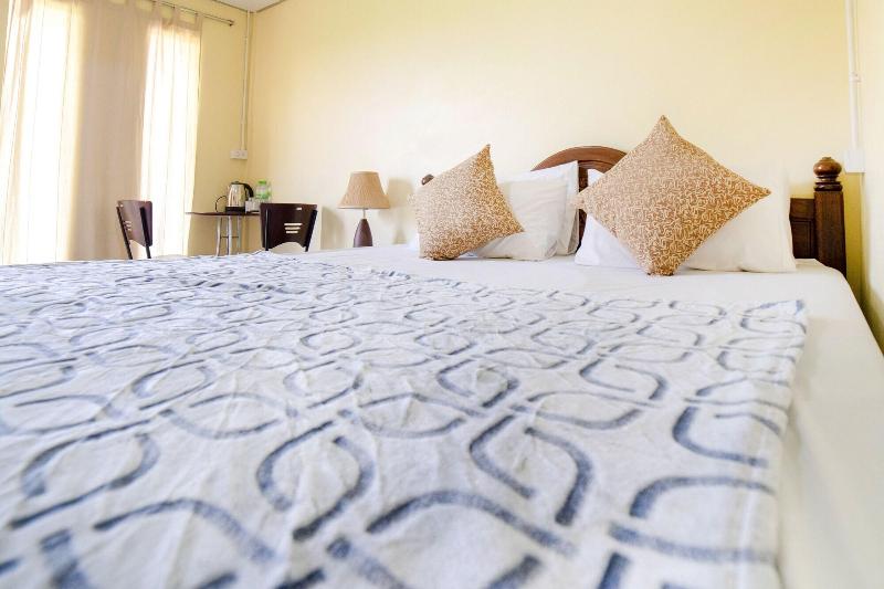 Sasi Nonthaburi Hotel - Oda