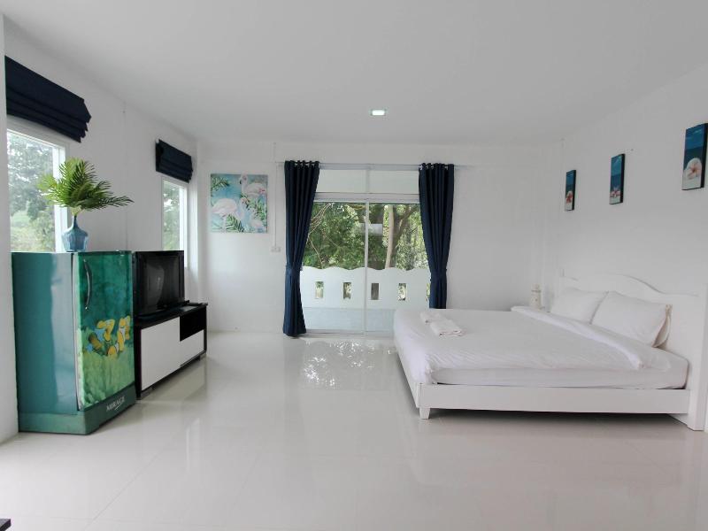 Issara Beach Resort - Oda