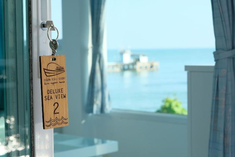 Issara Beach Resort - Oda