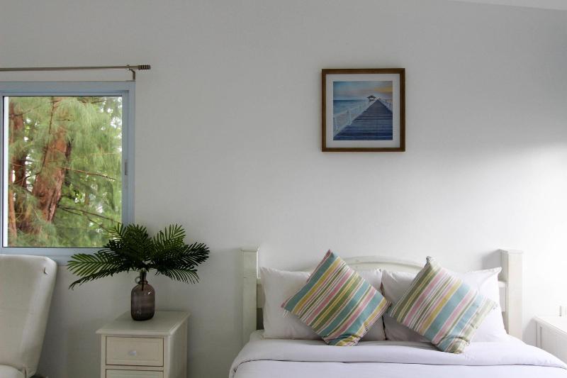 Issara Beach Resort - Oda