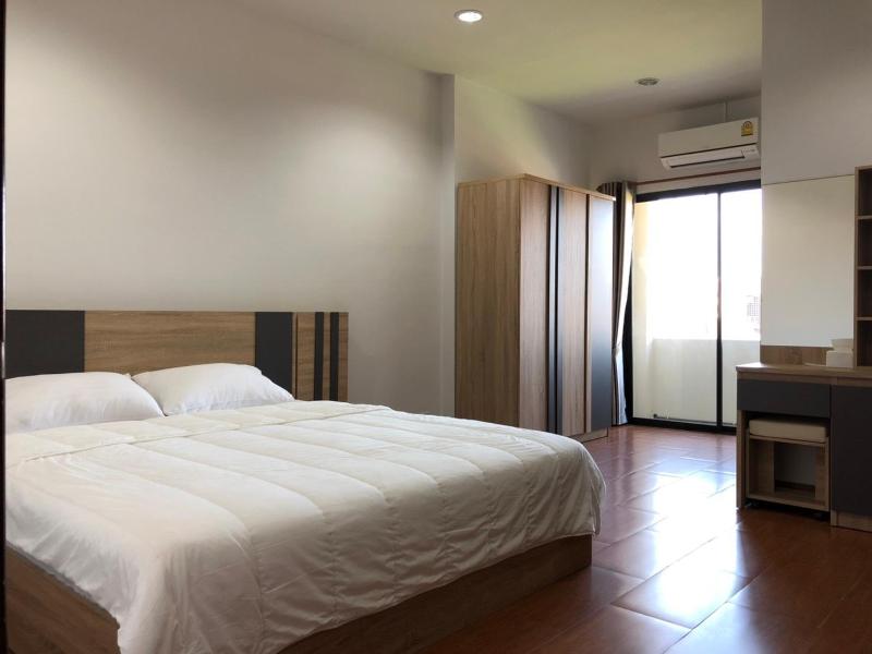 Rabbit Hostel - Genel