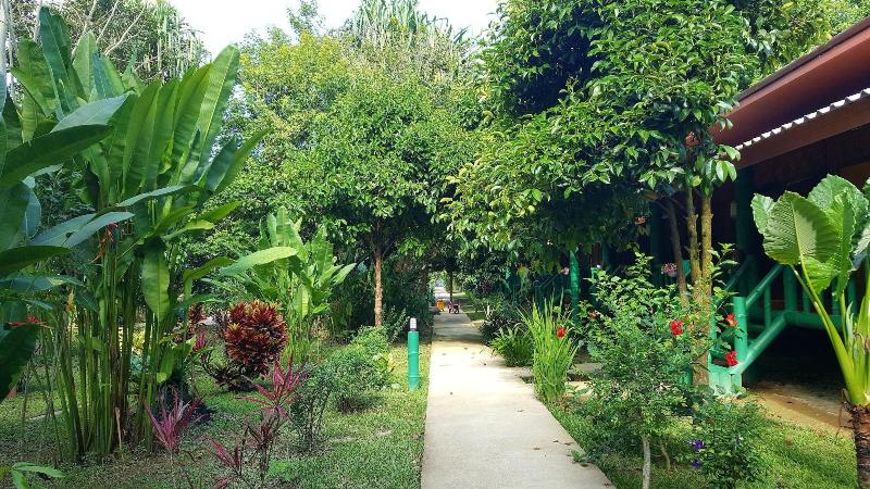 The Royal Bamboo Lodge - Genel