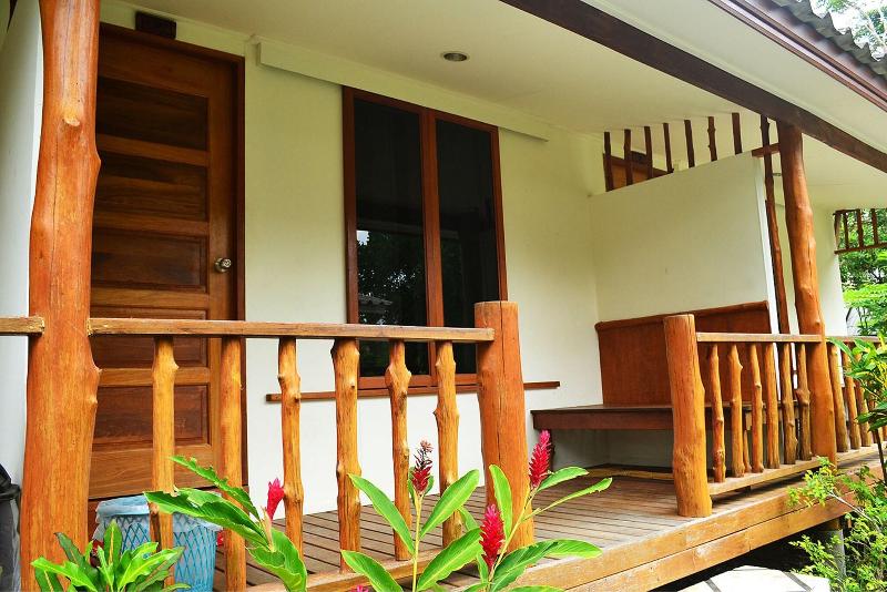 Bann Anattaya Koh Yao Noi - Genel