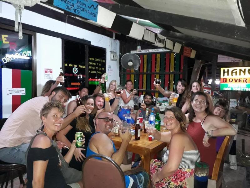 Hangover Hostel - Bar