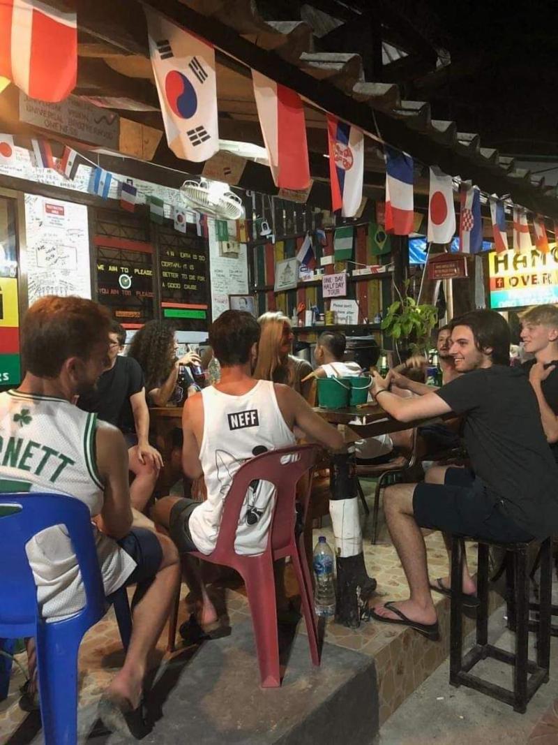 Hangover Hostel - Bar