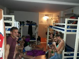 Hangover Hostel fotoÄŸrafÄ±