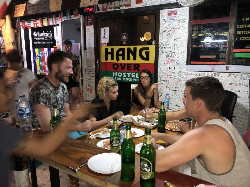 Hangover Hostel - Genel