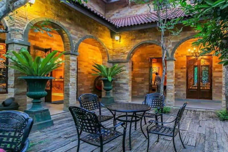Chateau De Bear Hotel - Teras