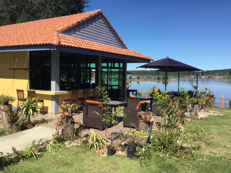 Khong Chiam Orchid Riverside Resort - Teras
