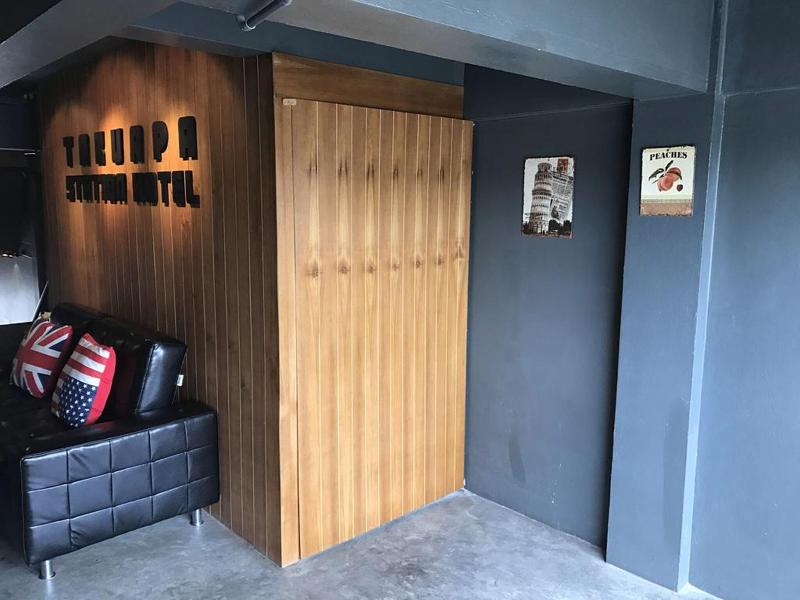 Takuapa Station Hotel - Lobi