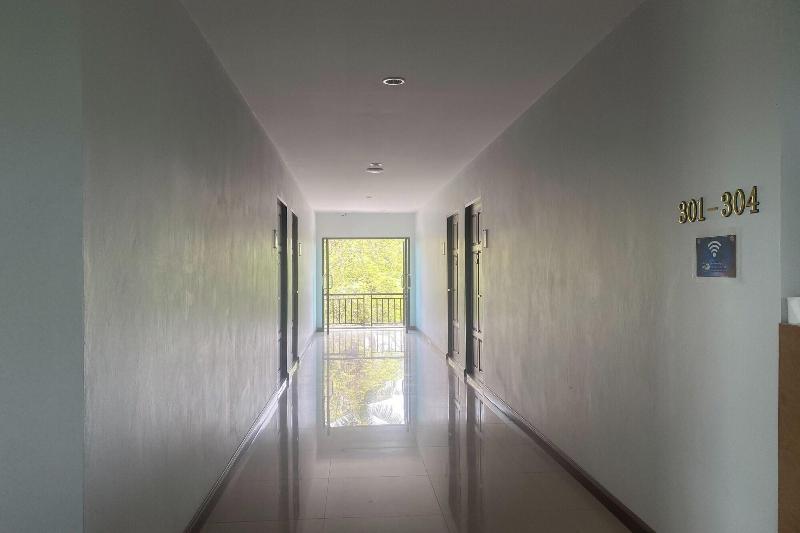 Friendly Hotel Krabi by ZUZU - Lobi