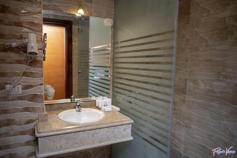 Rehana Plaza Hotel - Oda