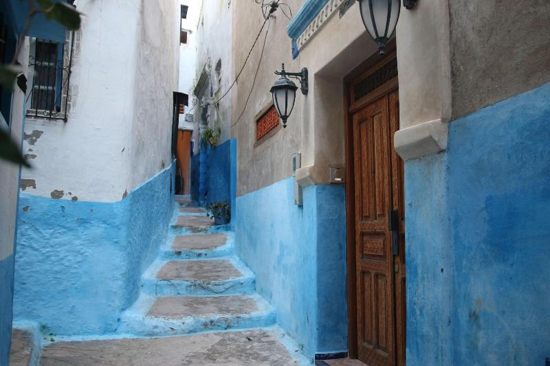 Sultana Larache - Genel