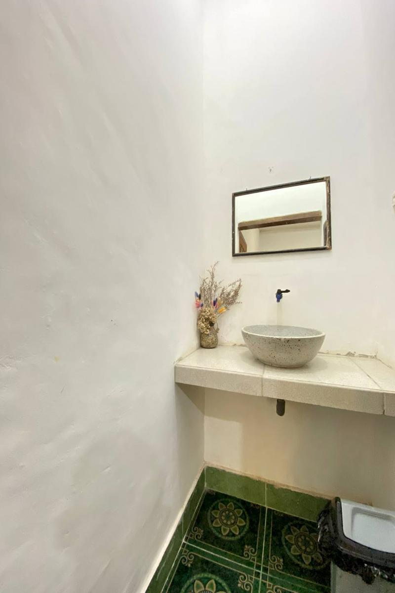 Duyung Rooms and Resto by ZUZU - Oda