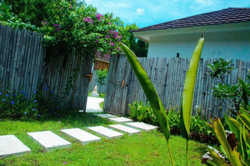 Villa Samalas Resort And Restaurant - Oda
