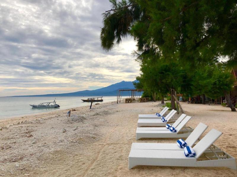 Villa Samalas Resort And Restaurant - Plaj