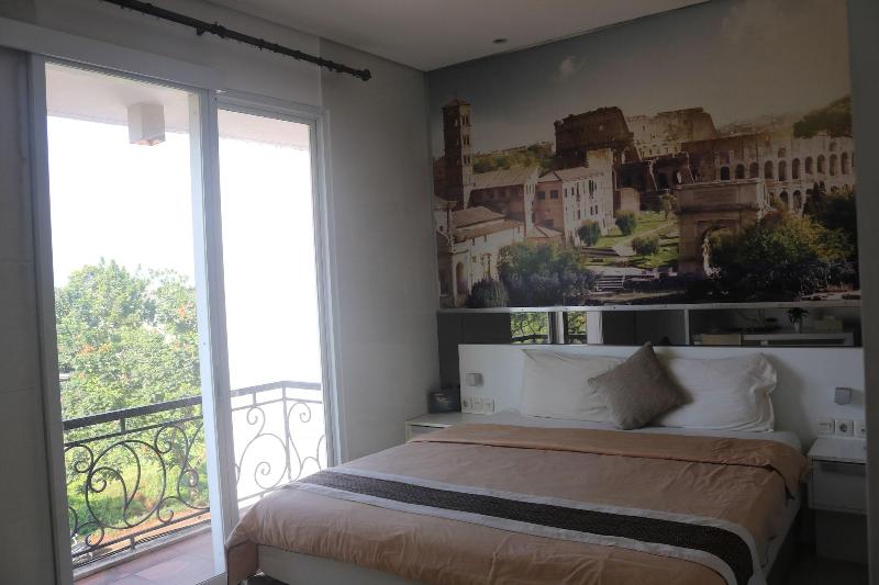 Tirta Mansion Paramount Serpong Hotel - Oda