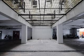 Super Oyo Townhouse Oak Hotel Fiducia Serpong fotoÄŸrafÄ±