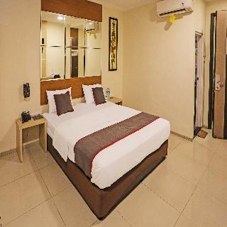 Super Oyo Townhouse Oak Hotel Fiducia Serpong fotoÄŸrafÄ±