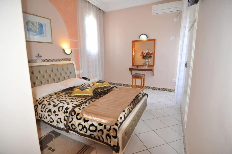 Hôtel Les Palmes d'Or - Oda