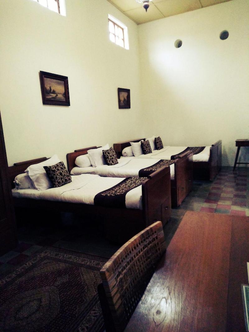 Ndalem Natan Royal Heritage - Oda