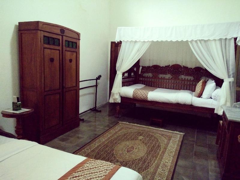 Ndalem Natan Royal Heritage - Oda