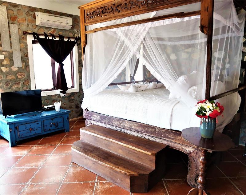 Breve Azurine Lagoon Retreat - Oda