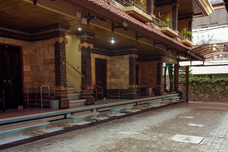 Segara Sadhu Inn - Genel