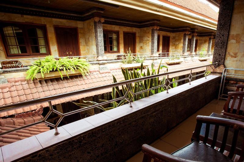 Segara Sadhu Inn - Teras