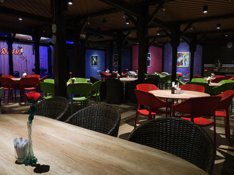Arsela Hotel Pangkalan Bun - Restoran