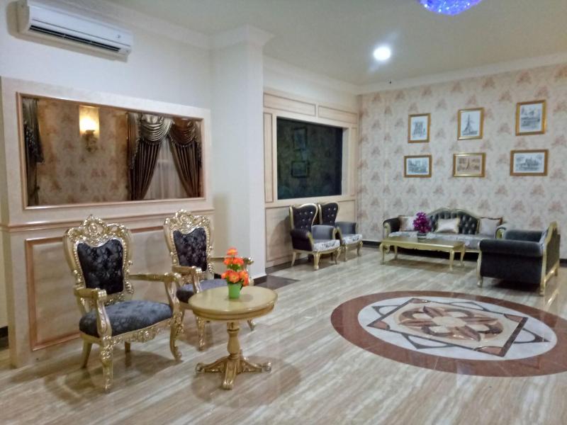 Grand Town Hotel Mandai - Lobi