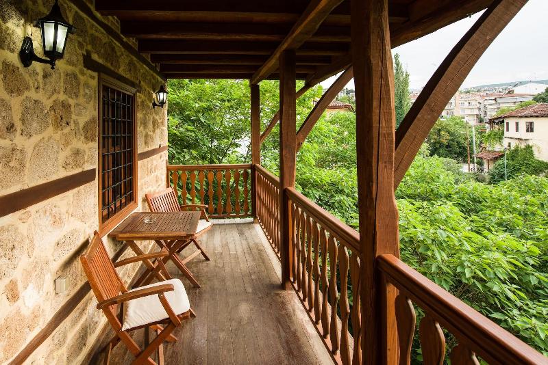 Kokkino Spiti Boutique Hotel - Genel