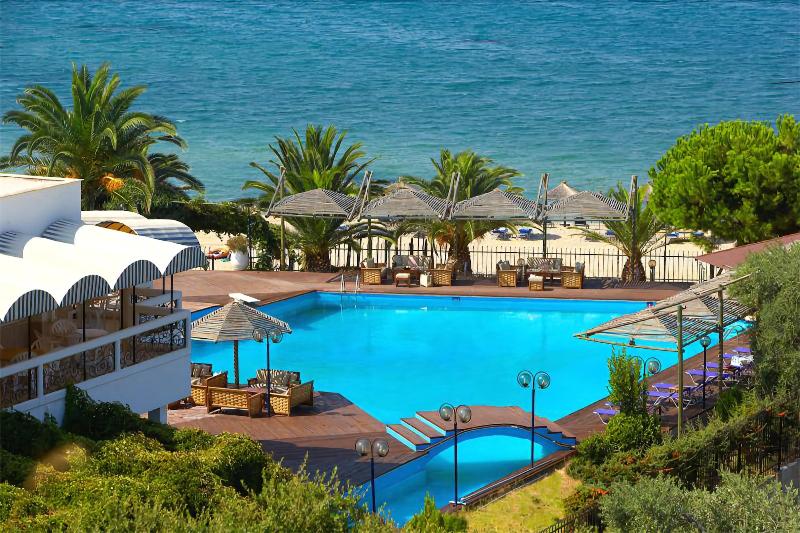 Kamari Beach - Genel