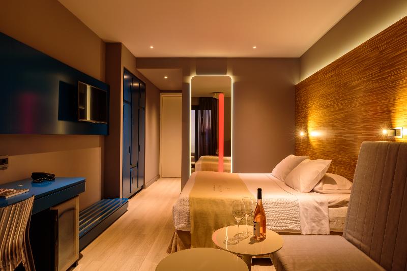Essence Hotel - Oda
