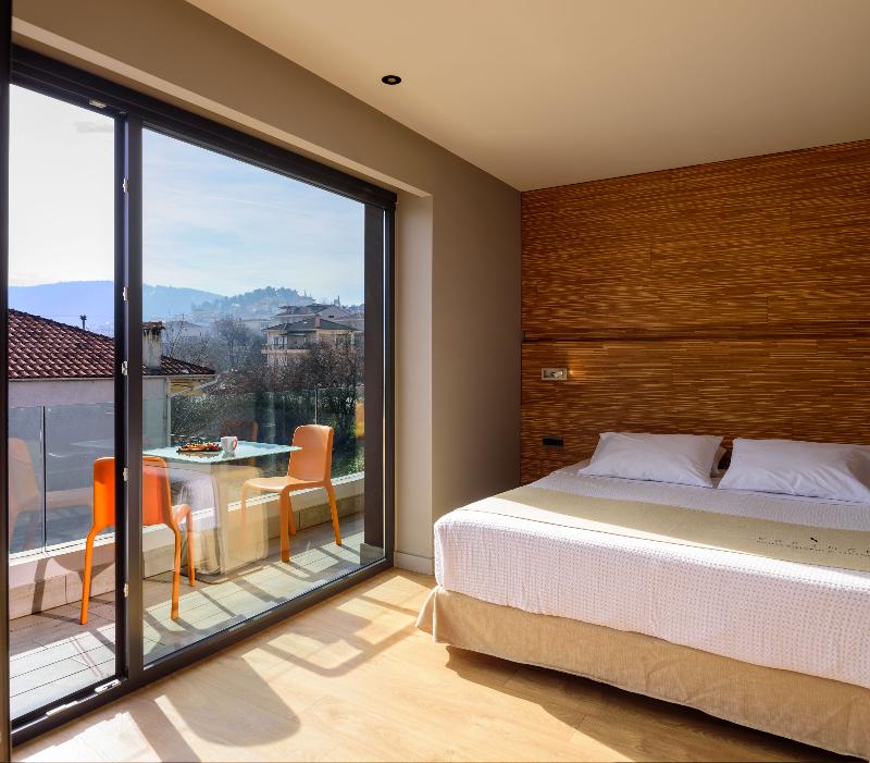 Essence Hotel - Oda