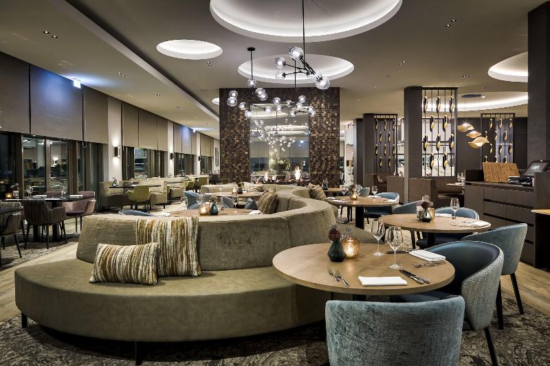 Van Der Valk Hotel Tilburg - Restoran