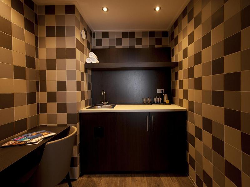 Van der Valk Hotel Avifauna - Genel