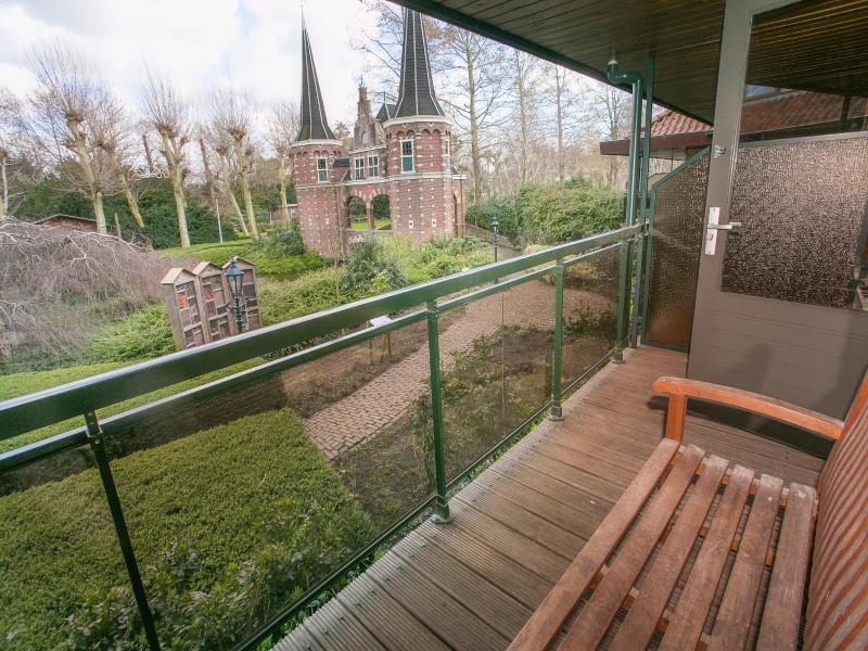 Van der Valk Hotel Avifauna - Genel